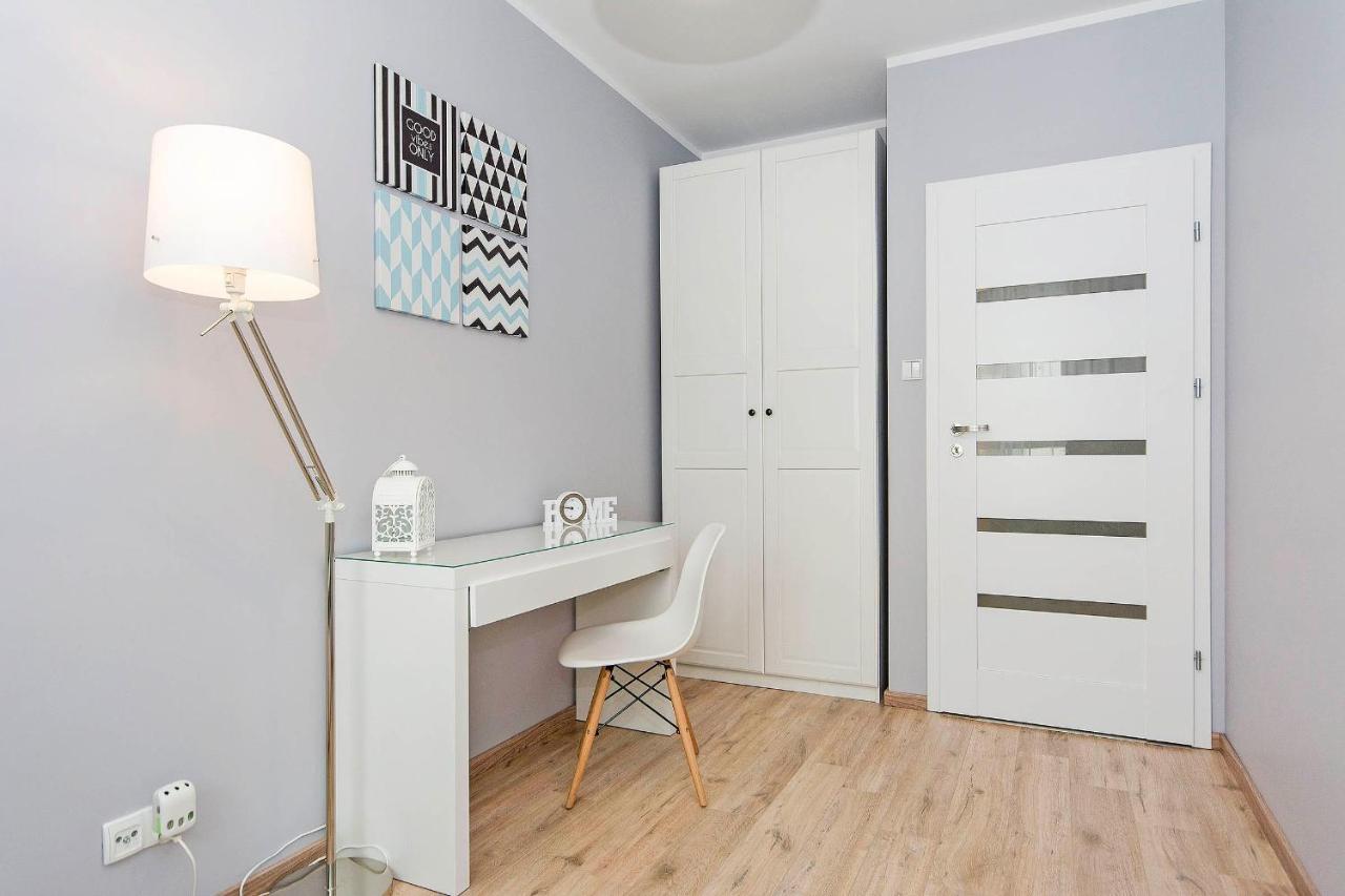 Stylish Apartment Oldtown Riverview Balcony Gdańsk Extérieur photo